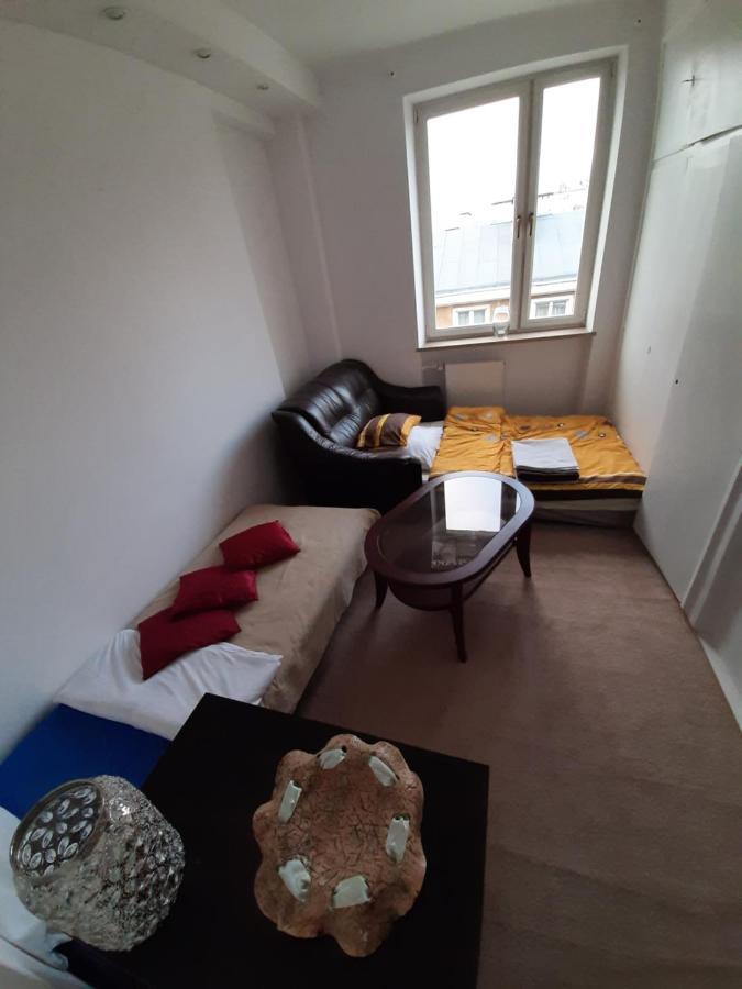 Rooms In Centrum Varşova Dış mekan fotoğraf